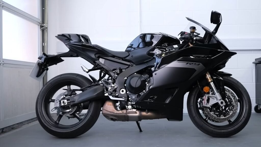 2025 Yamaha R9 Specs